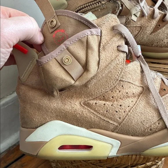 Jordan 6 Retro Travis Scott - Picture 7 of 10